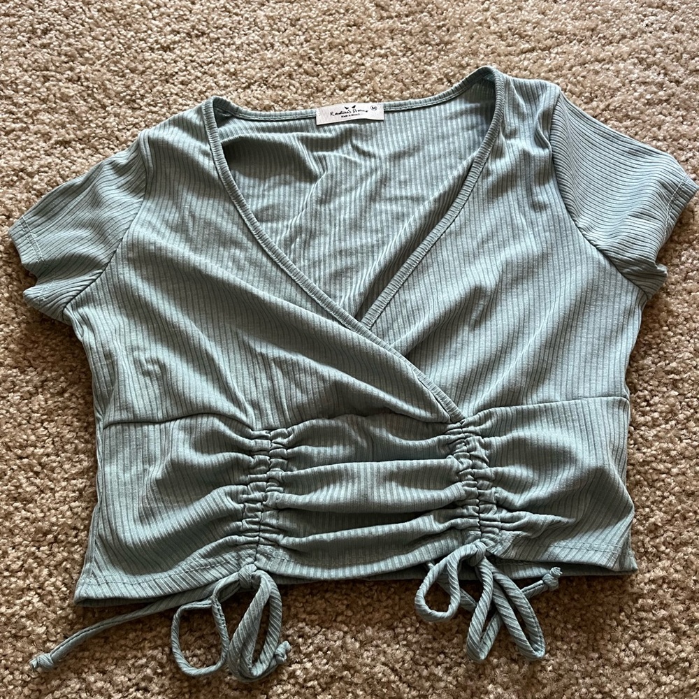 Cute tee, worn once